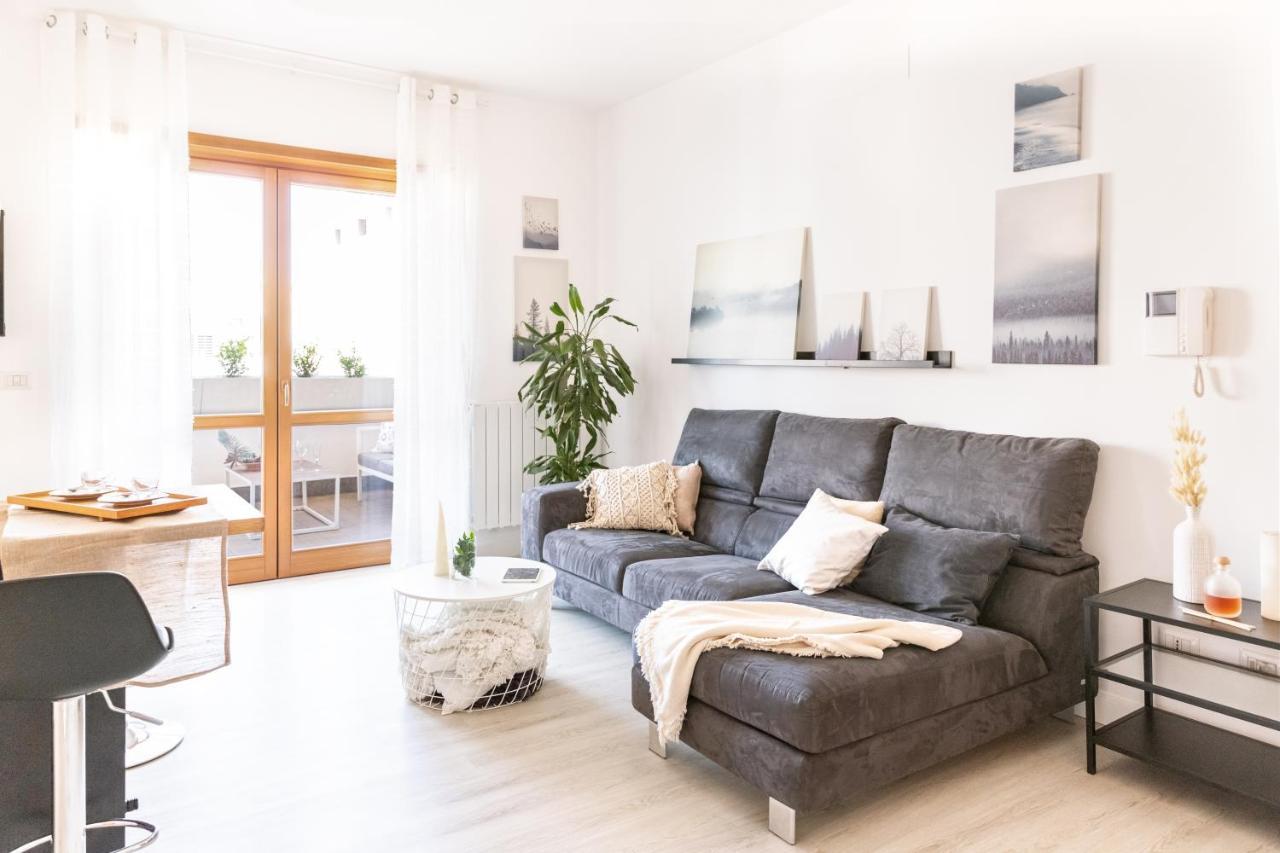 Loft Con Terrazzo - 3 Min Dalle Autostrade By FollowgreenhouseRzym Zewnętrze zdjęcie